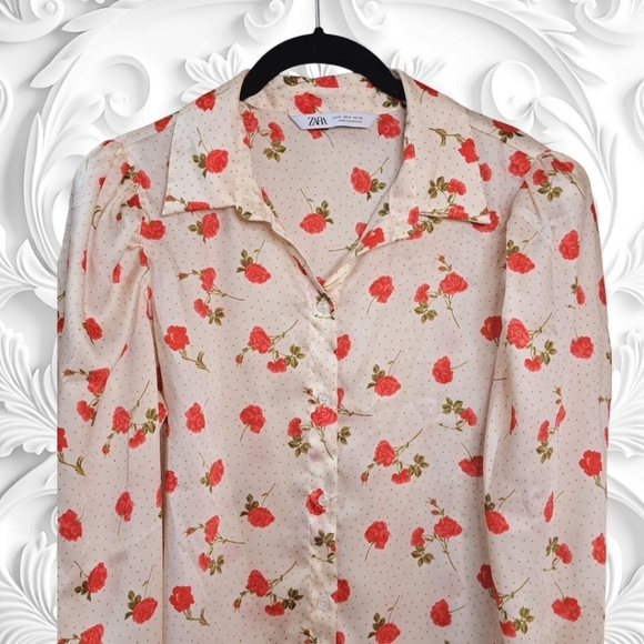 Zara Cream Colored Satin Collared Button Down With Dots And Red Roses Size M - Picture 4 of 5